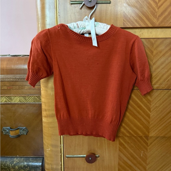 RARE NRA puff sleeve fine knit short sleeve sweater - Picture 3 of 9
